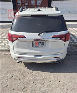 GMC Acadia